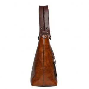 Mochila rolltop negra para laptop con correas acolchadas